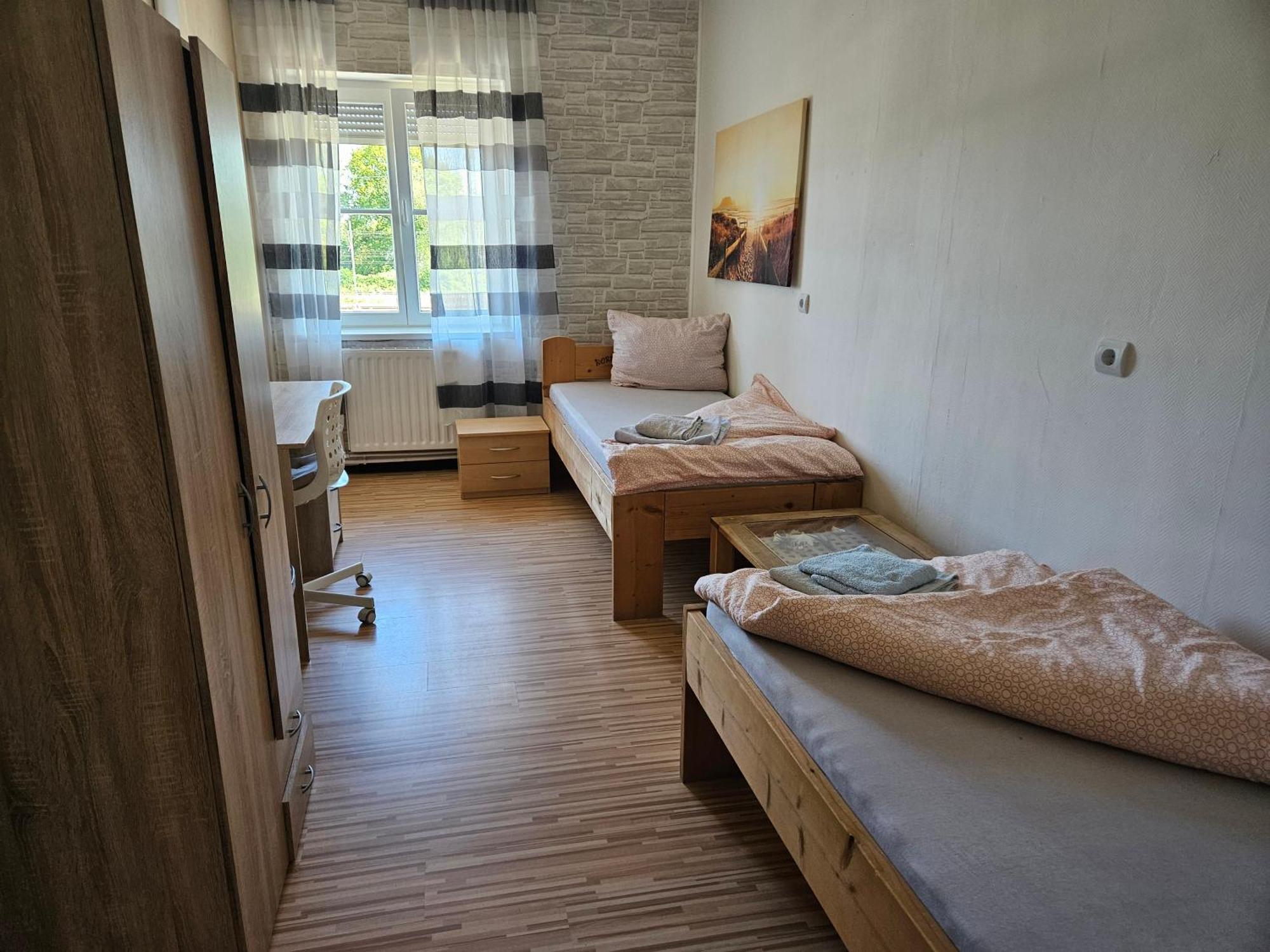 Nordseehostel Am Bahnhof Sande Exterior photo